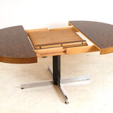 Extendable round table by D. Waeckerlin 1970