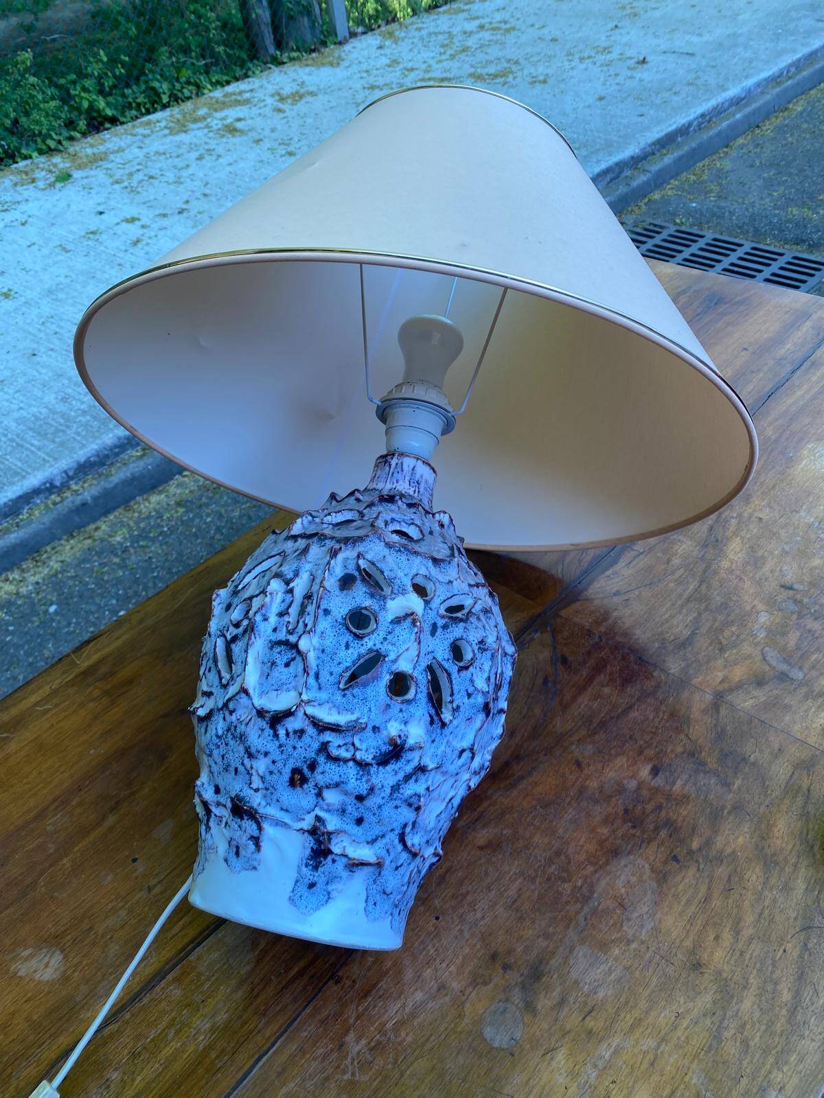 Vintage ceramic shell lamp signed Vallauris