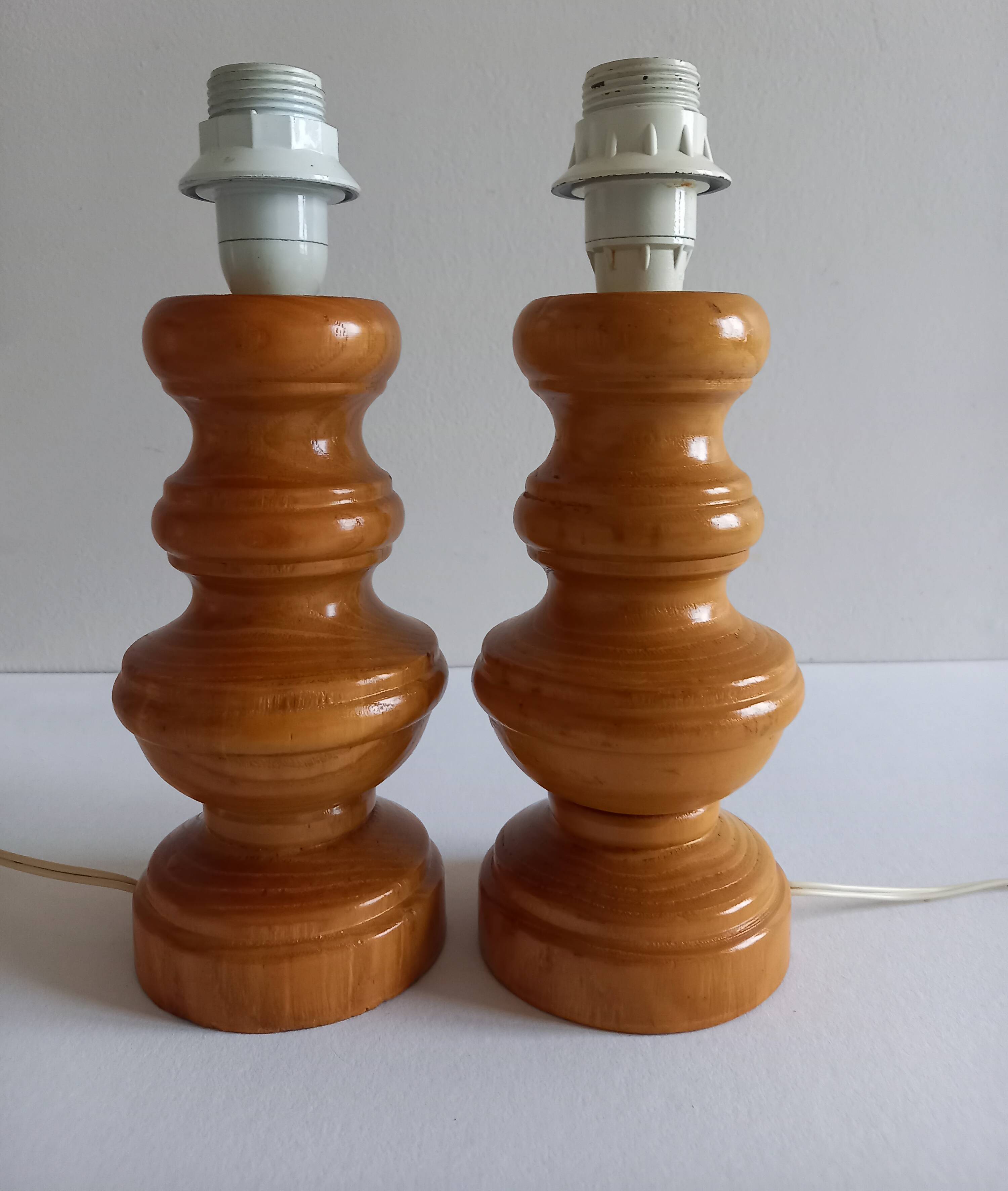 Pair of wooden lamp legs turned vintage 70s