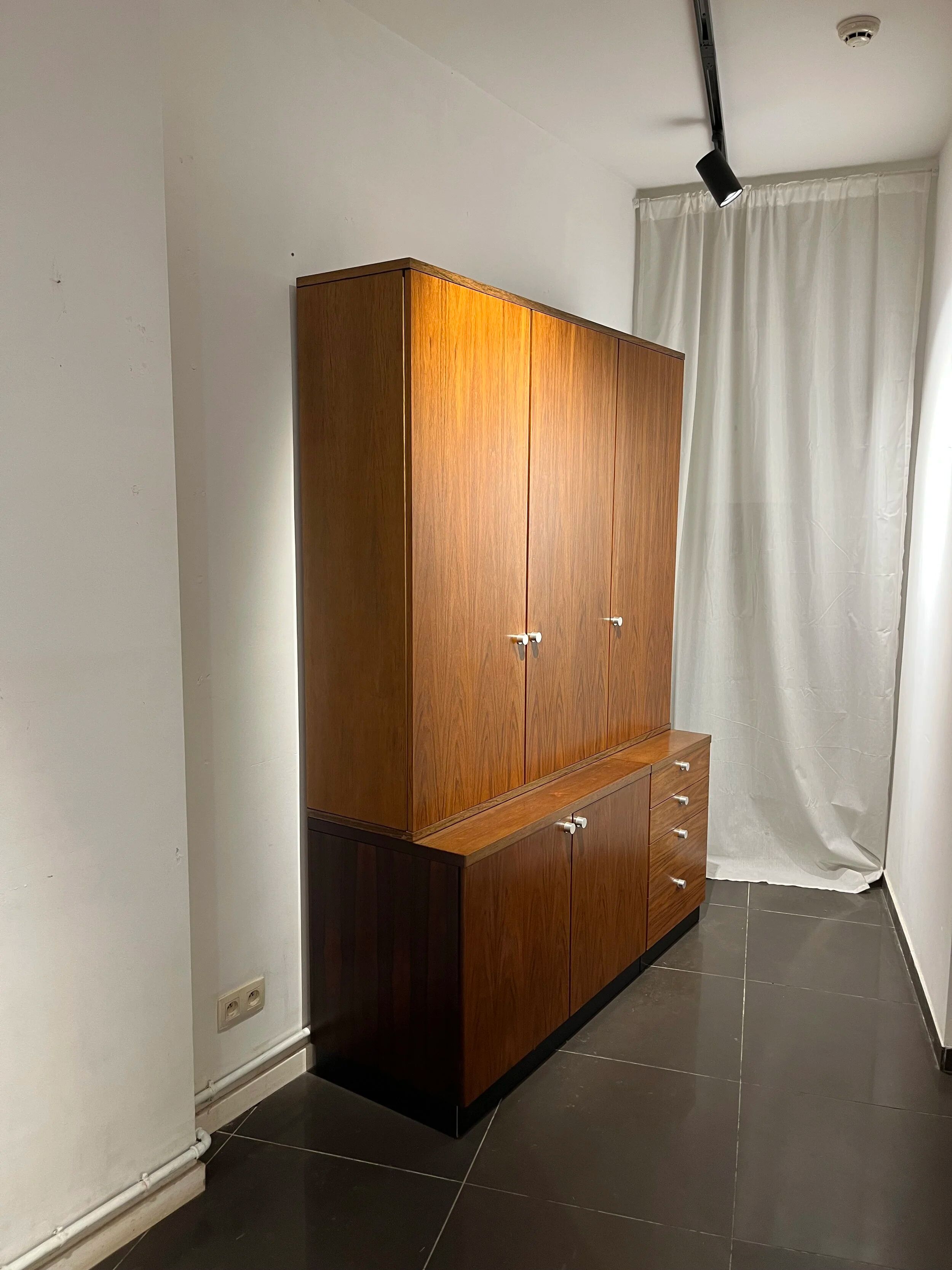 Exclusive freestanding wall unit by Alfred Hendrickx for Belform, 1960s