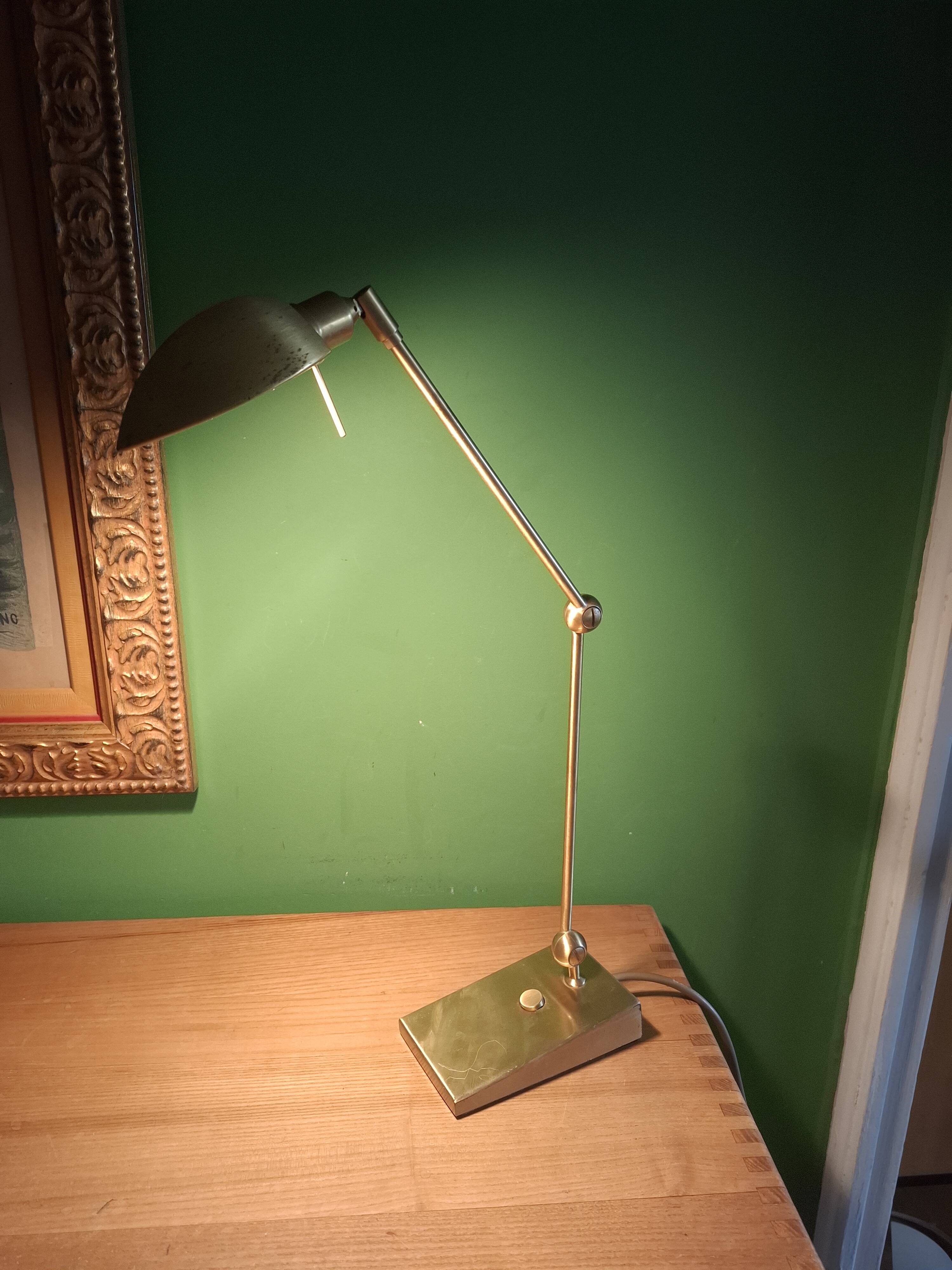 Lamp en laiton articulee holtkotter