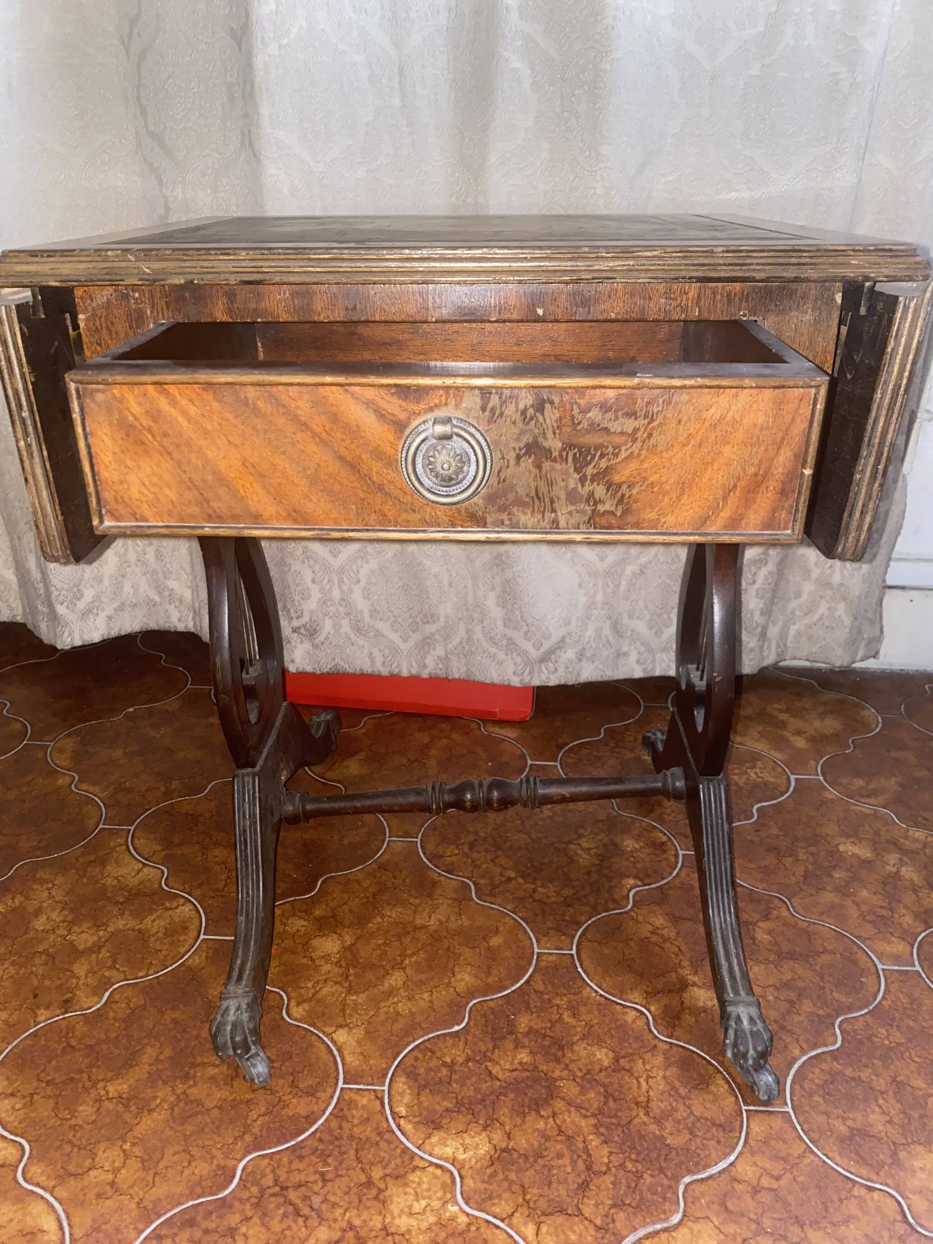 Antique drop-leaf table in patinated wood – family heirloom – early 20th century