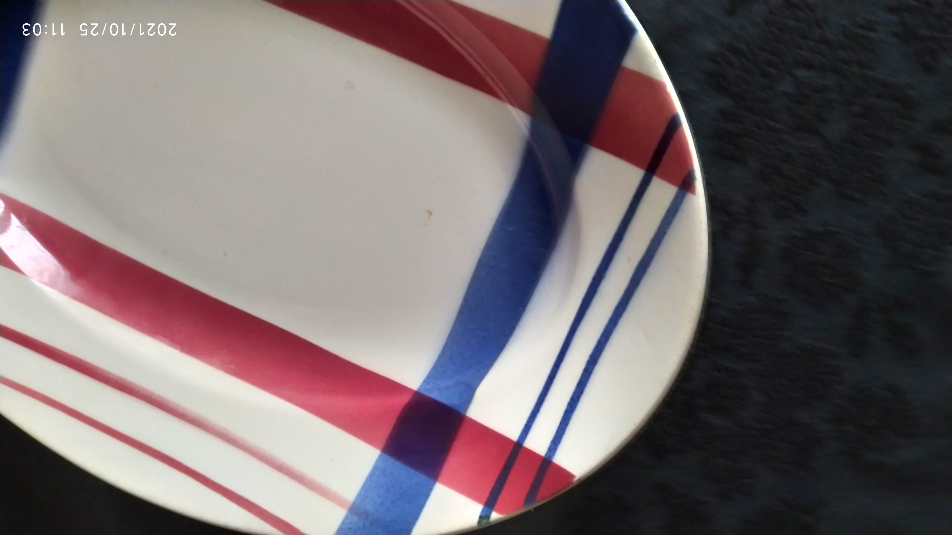 Old serving dish Moulin des Loups