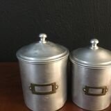 Six aluminum spice pots