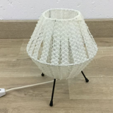 Lampe tripode dentelle blanche 60'-70'