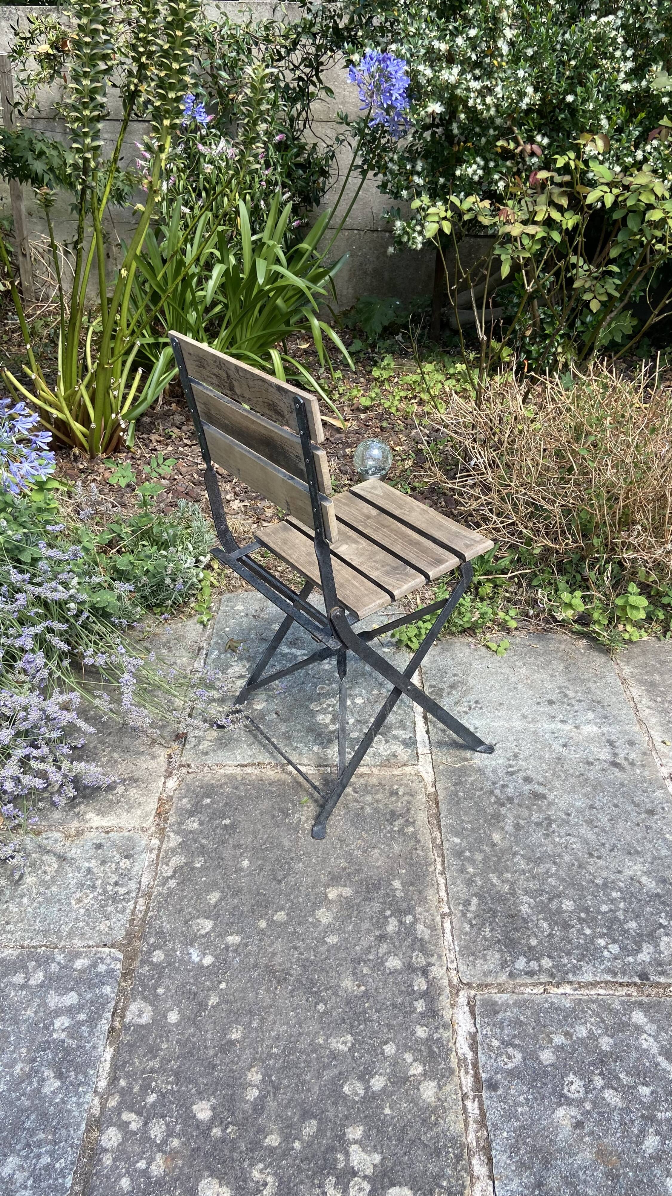 Chaise de jardin pliante bois et fer forgé