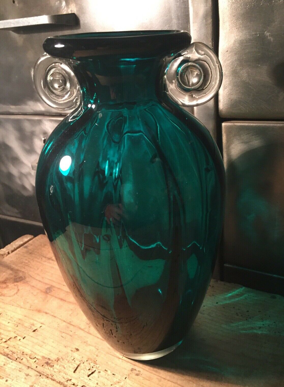 Vase verre soufflé ansé bleu canard