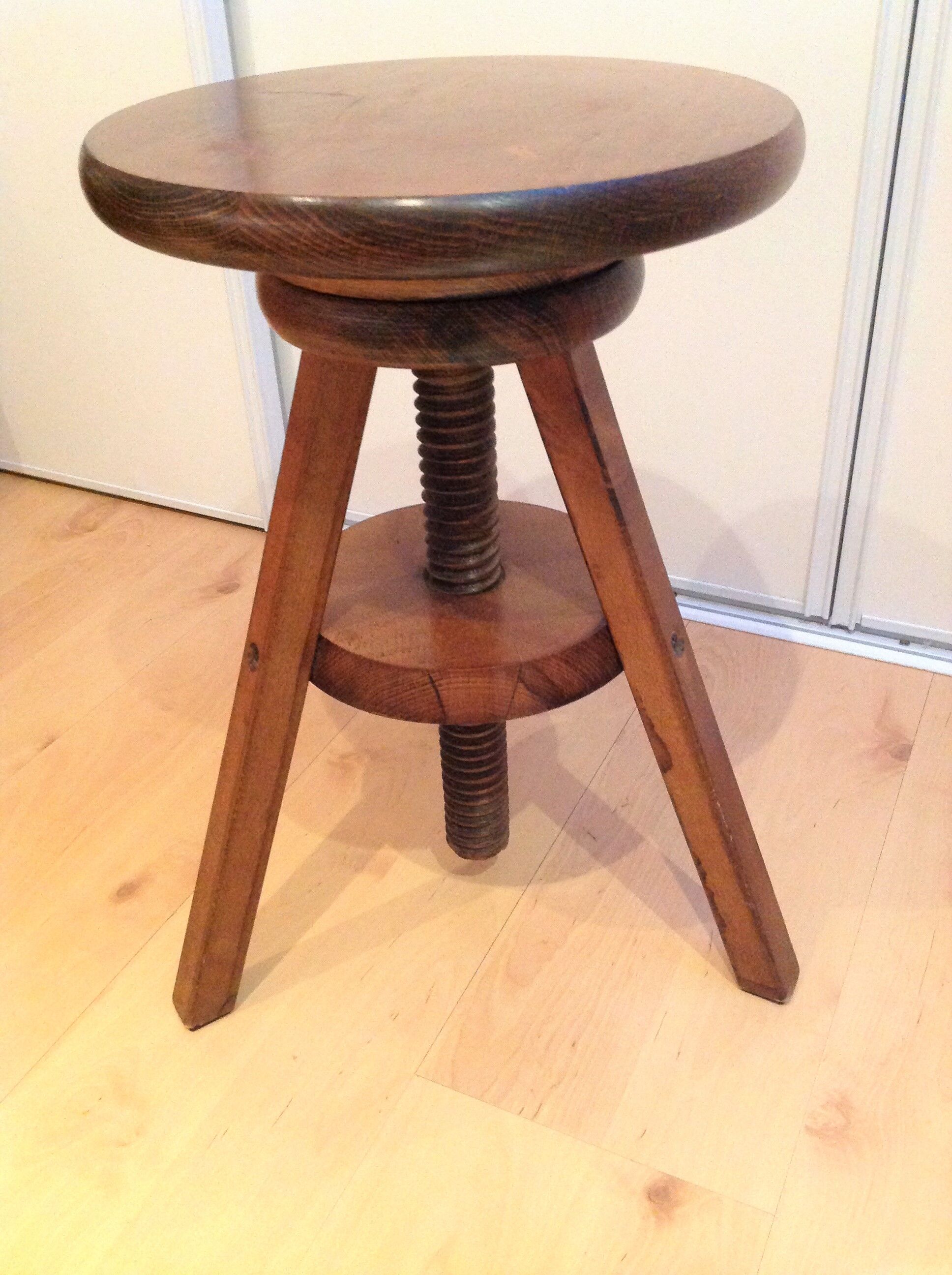 Wooden tripod stool / vintage 60s-70s