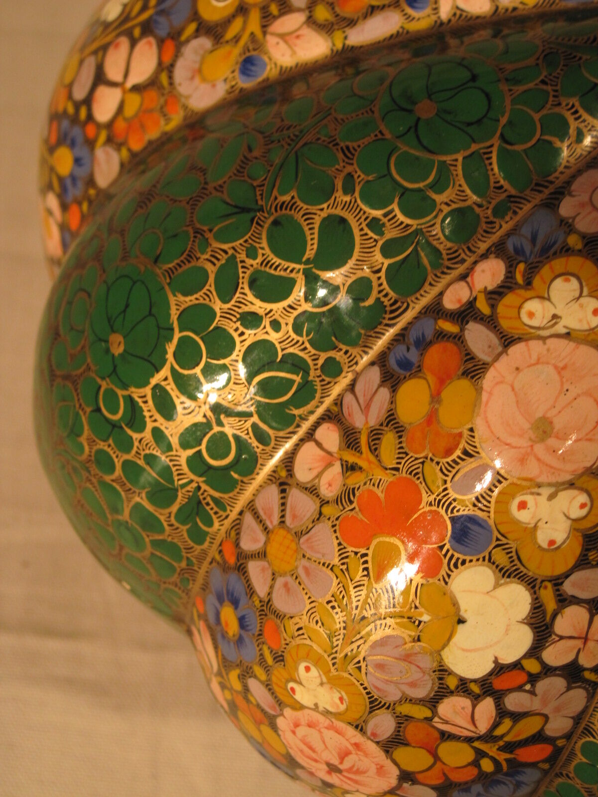 Round Pumpkin-Shaped Box in Painted Papier-Mâché