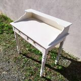 Side or entry desk with tablet