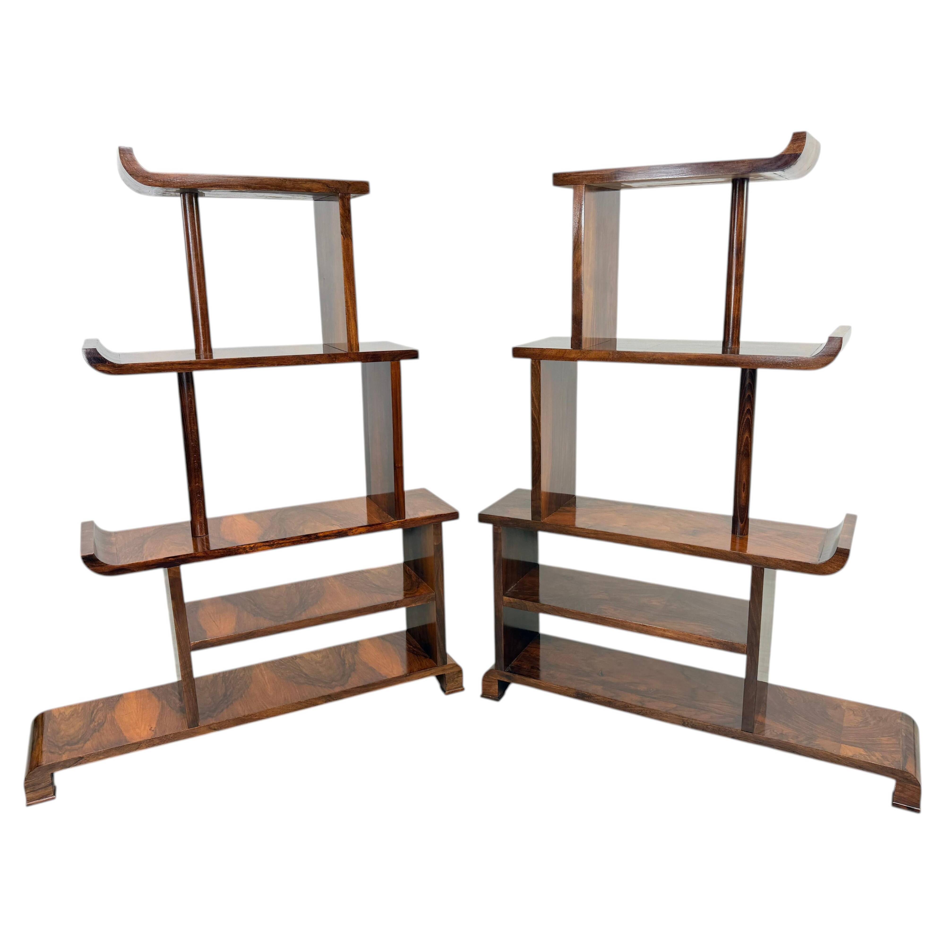 Paire de rares étagères à gradins / séparateurs de pièces de style Art Déco ancien