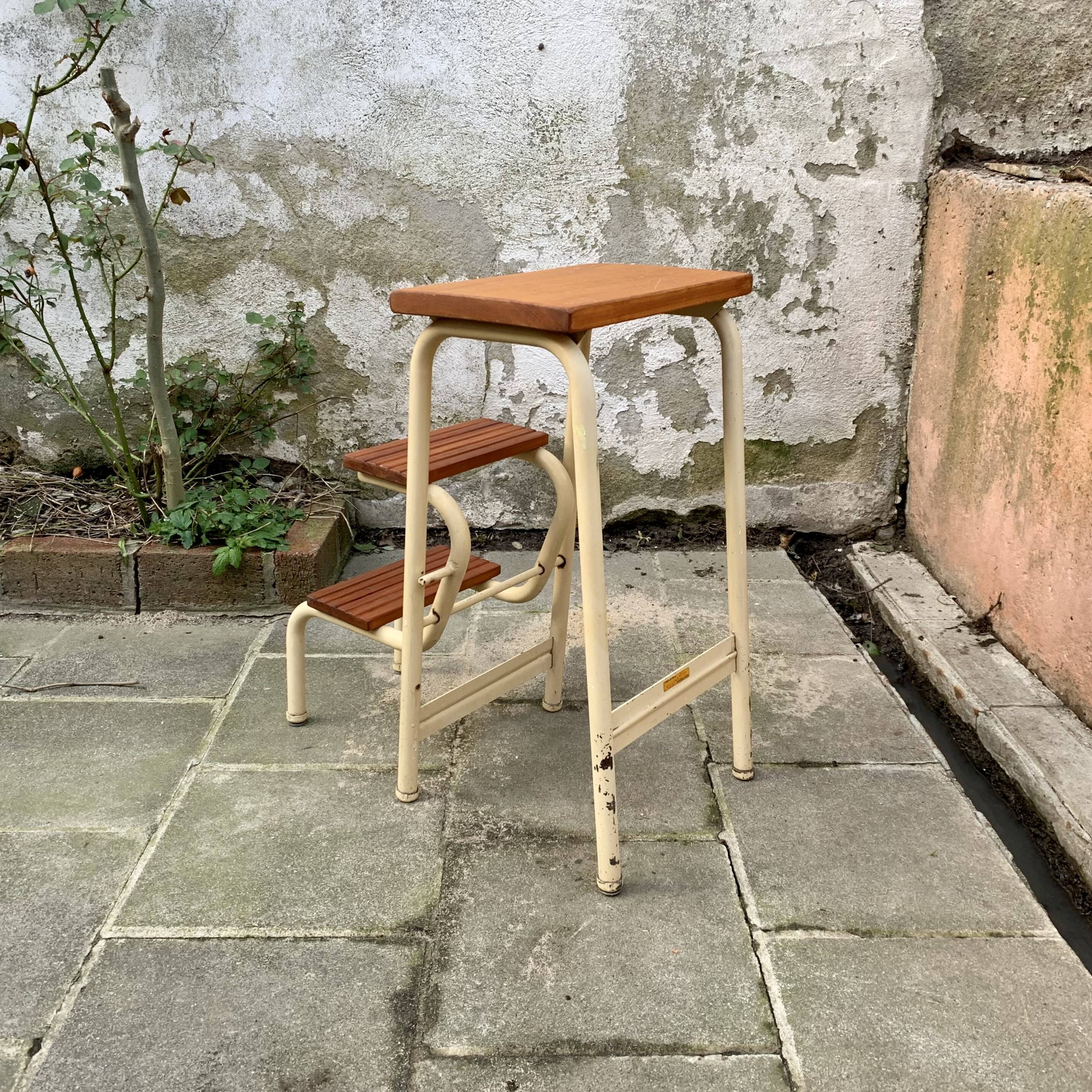 Vintage step stool in wood and steel