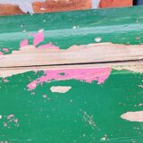 Ancien banc d’École en bois peint en vert et piétement métal rouillé