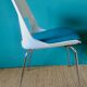 6 chaises blanches à galette turquoise de Kay Korving. Danemark 1975