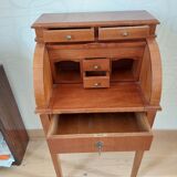 Curtain desk