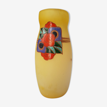 Floral-patterned decorative art vase