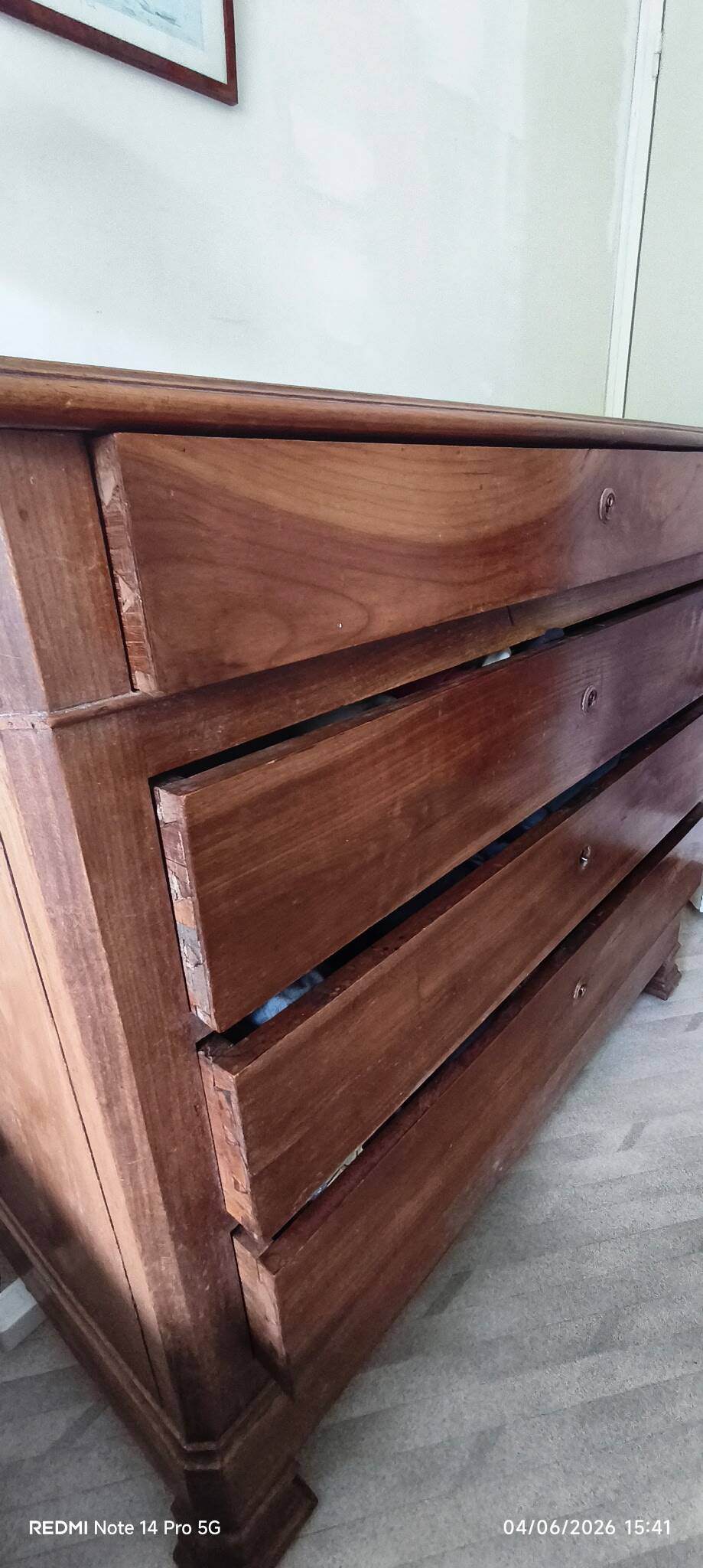 Commode en merisier style Louis Philippe
