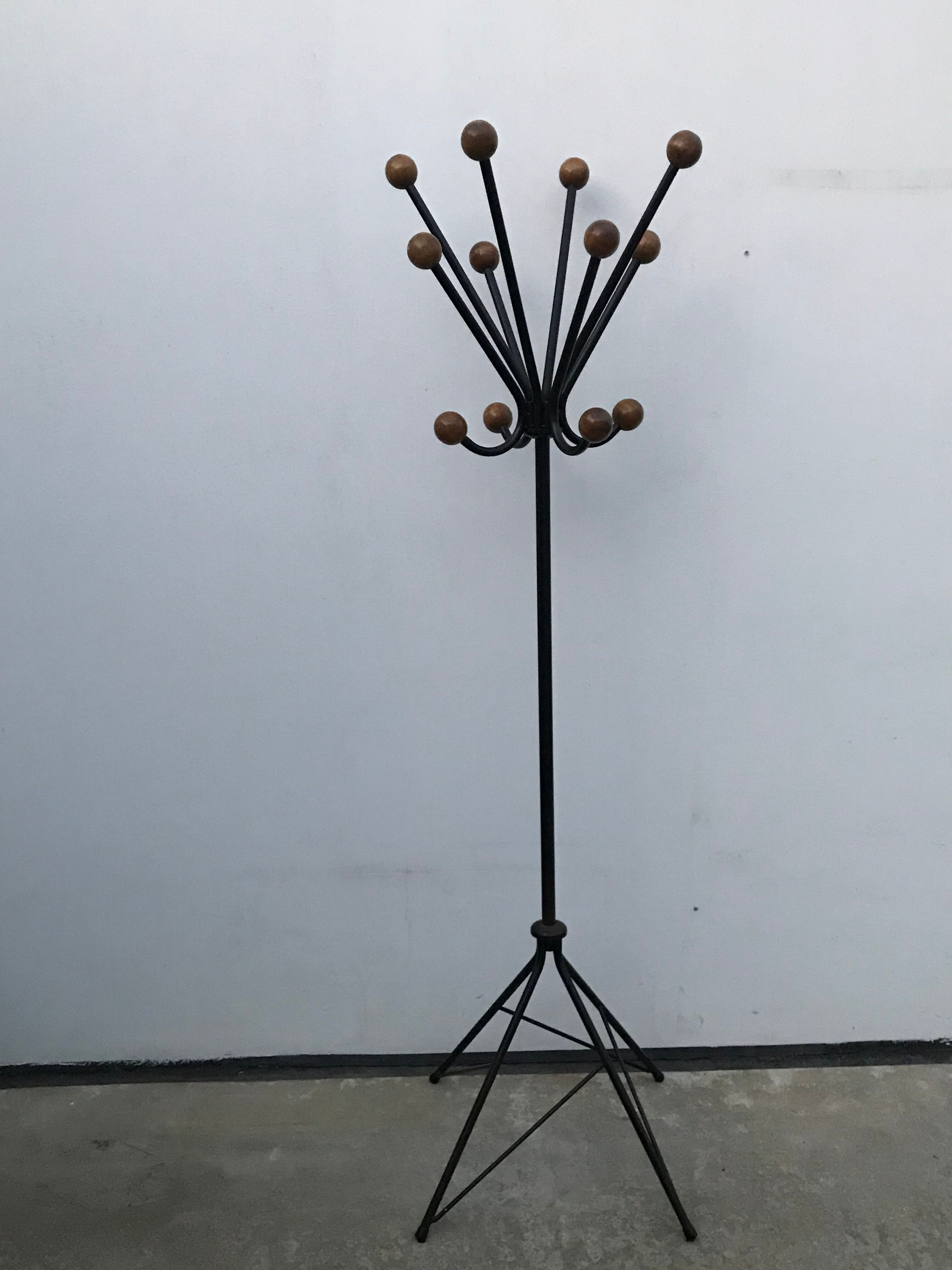 Parrot coat holder 12 wooden balls, 1950
