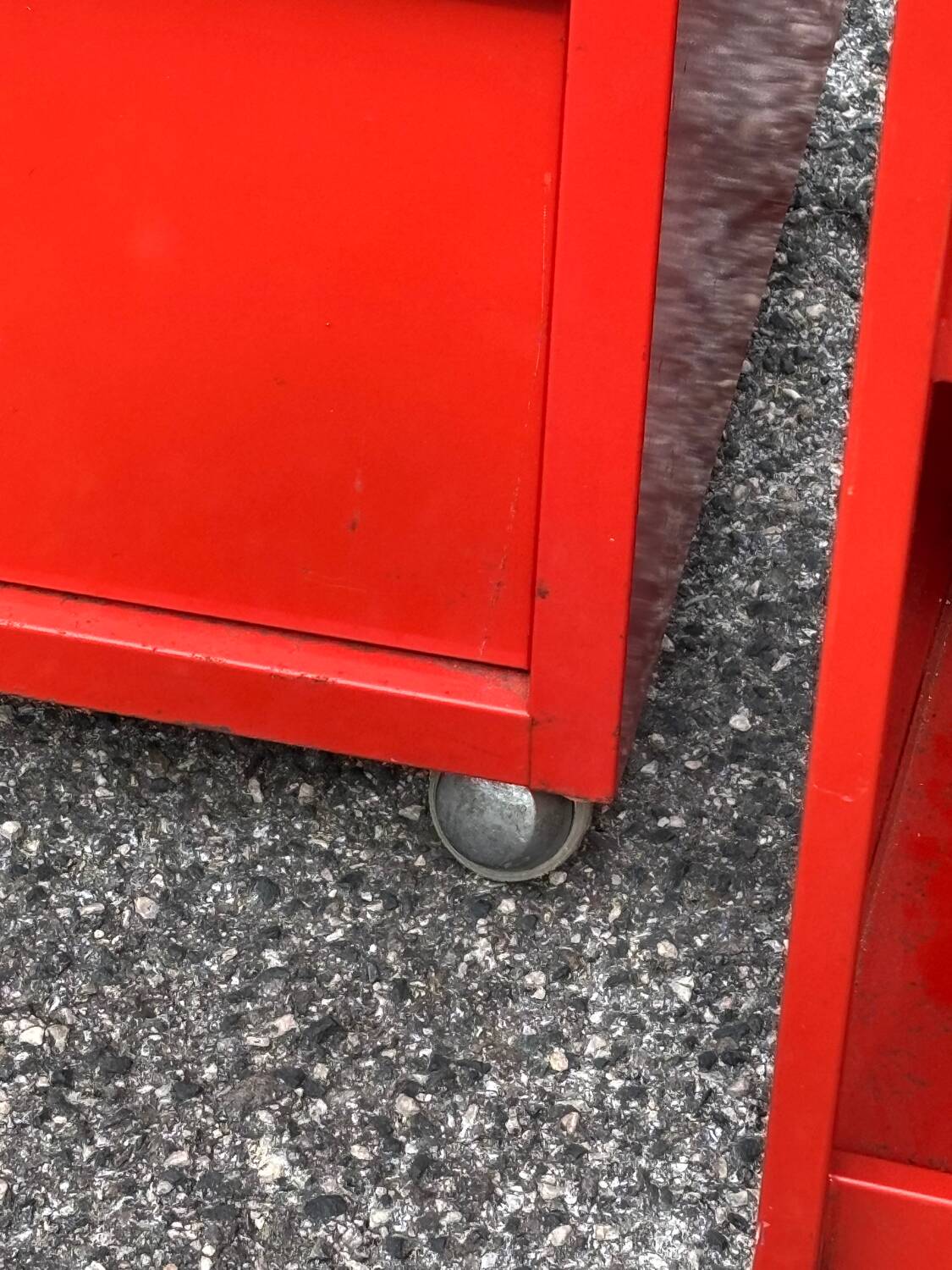 Prisunic 1970 metal trolley and box