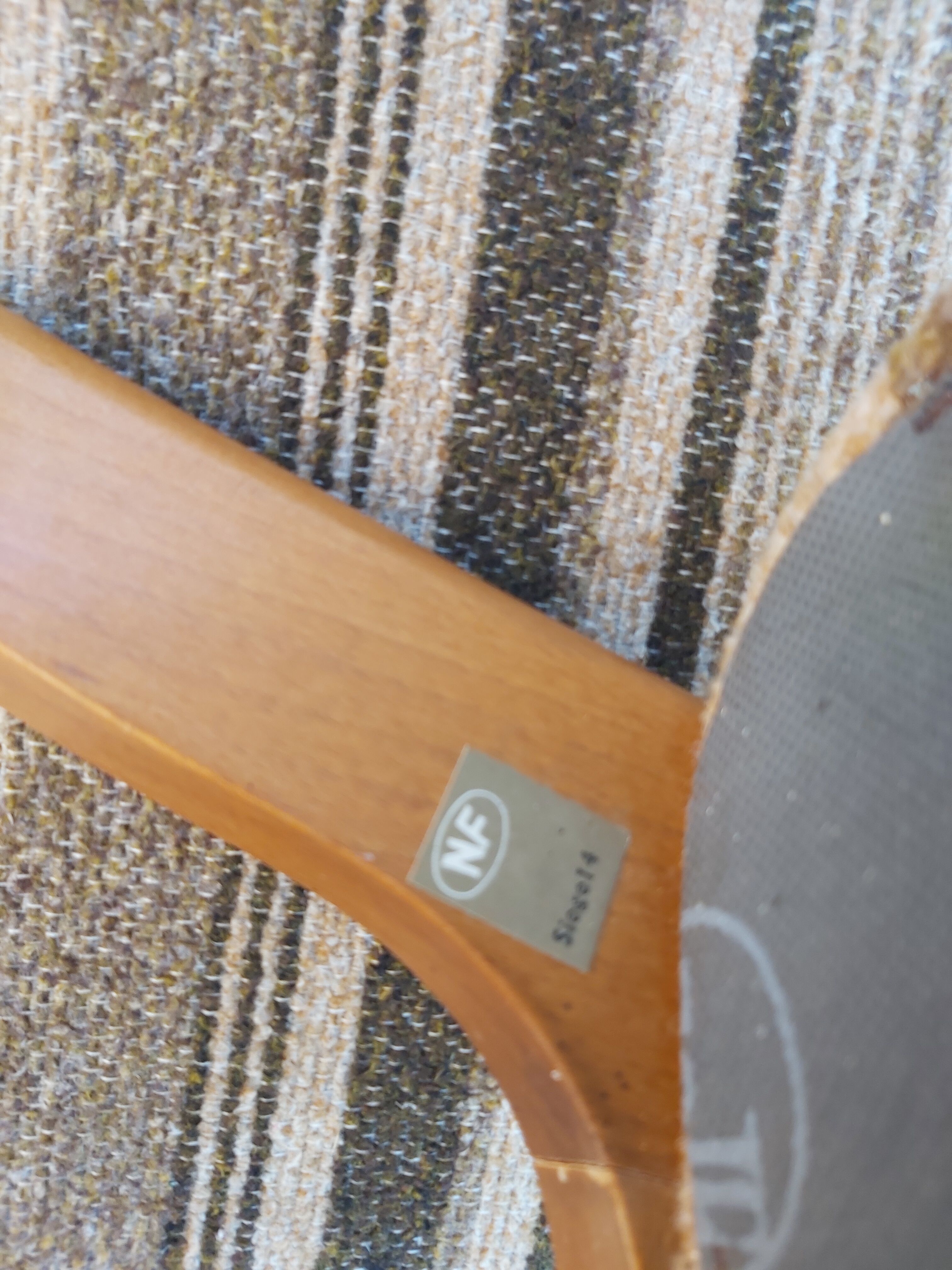 4 chairs wood and fabric 70s