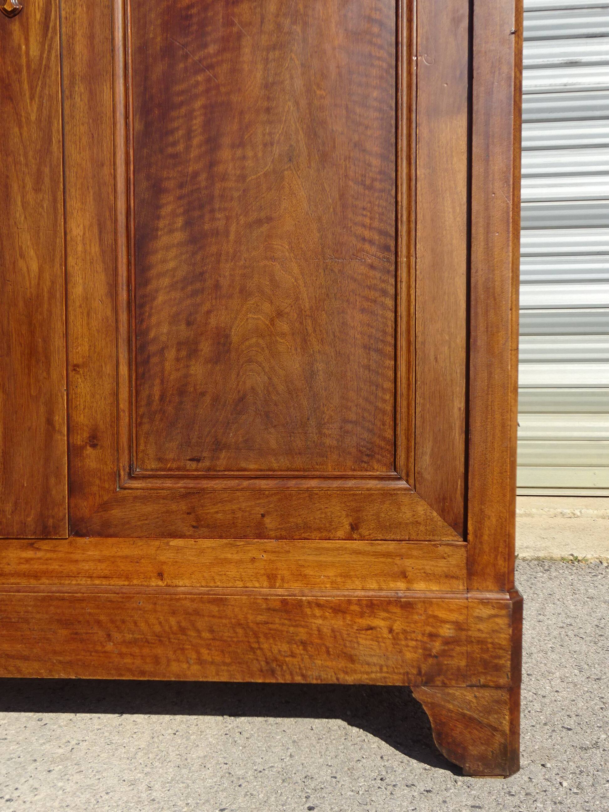 Large Louis Philippe wardrobe in solid walnut