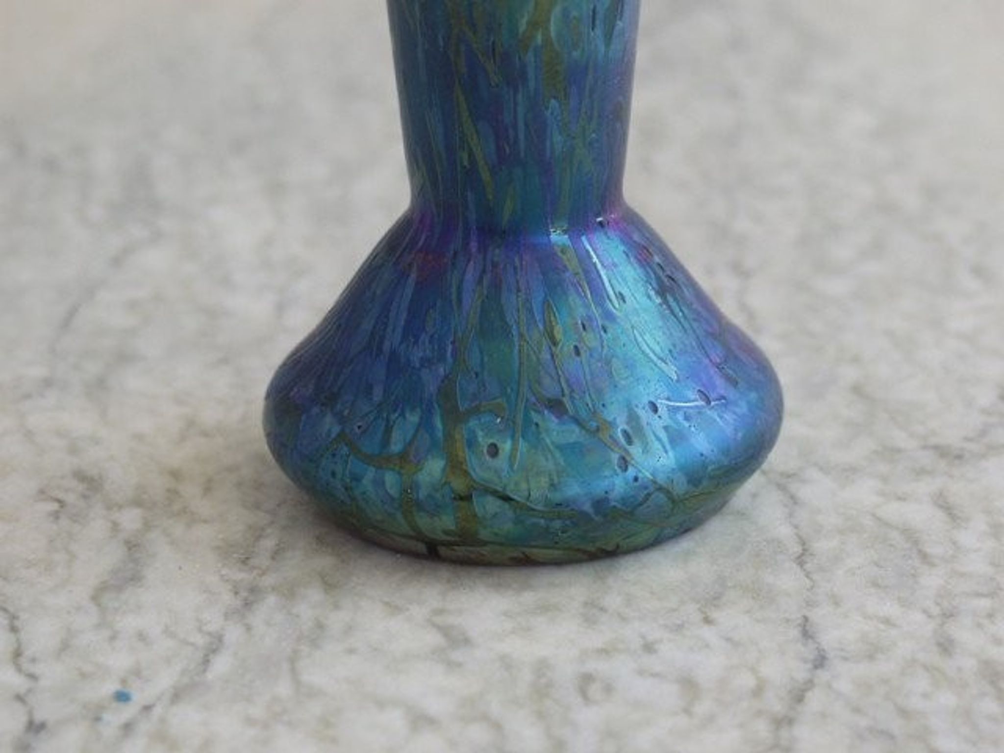 Vase in iridescent Glass Art new of PEACKOCK