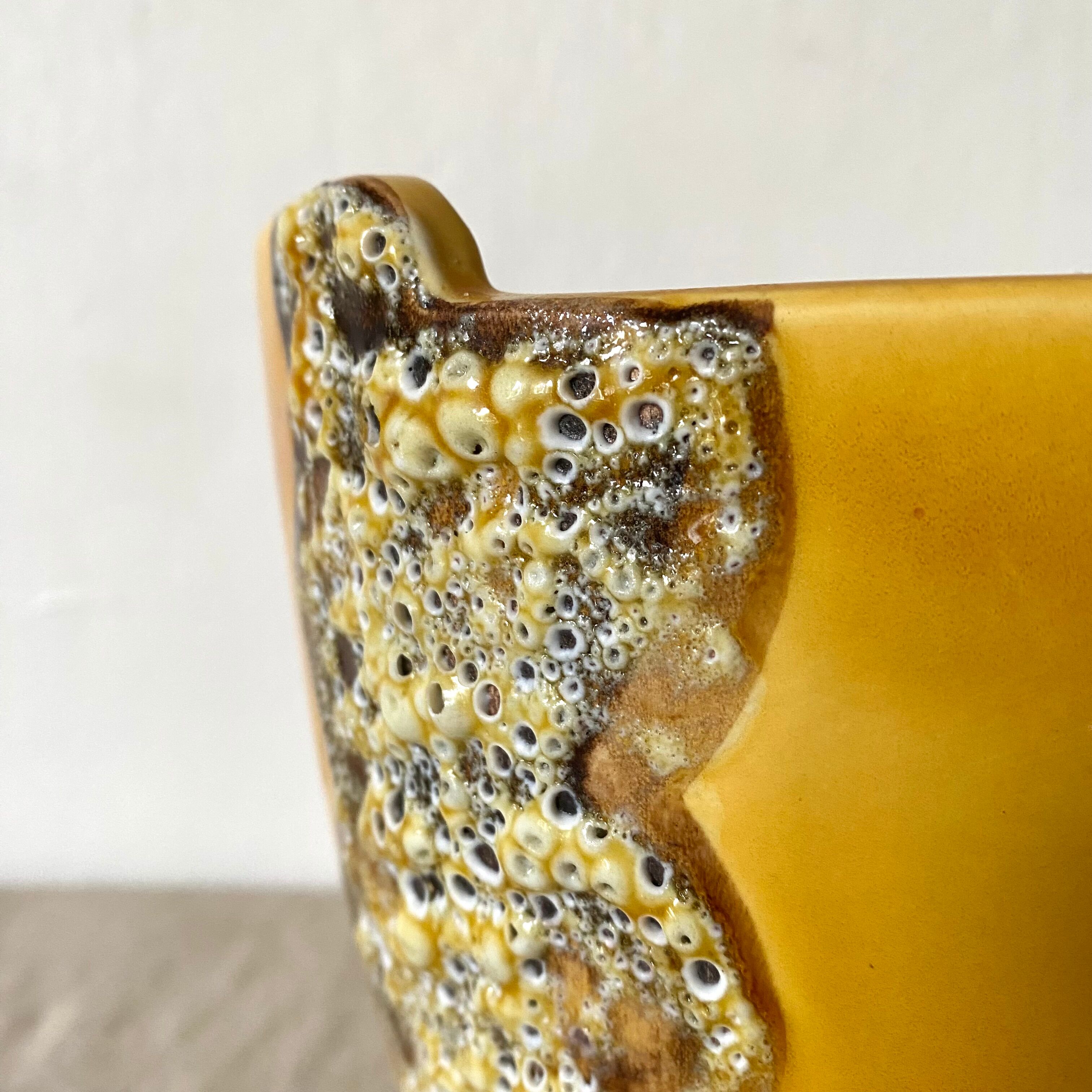 Vintage ceramic pot cover Big fire