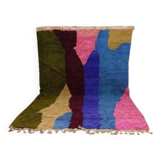 Magnificent handcrafted colourful rug 215cm x 315cm