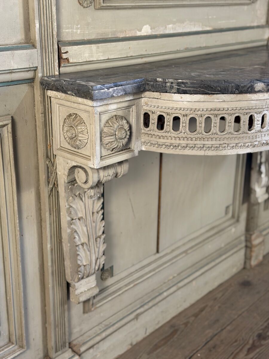 Louis XVI wall console in carved wood, grey patina, 18th century.
