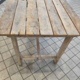 White wooden table
