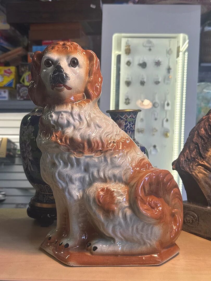 Set of 2 Dog Statues – Staffordshire – Ornament – Vintage Pair