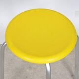 Tabouret en bakelite jaune