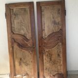 Deux portes armoire en bois loupe
