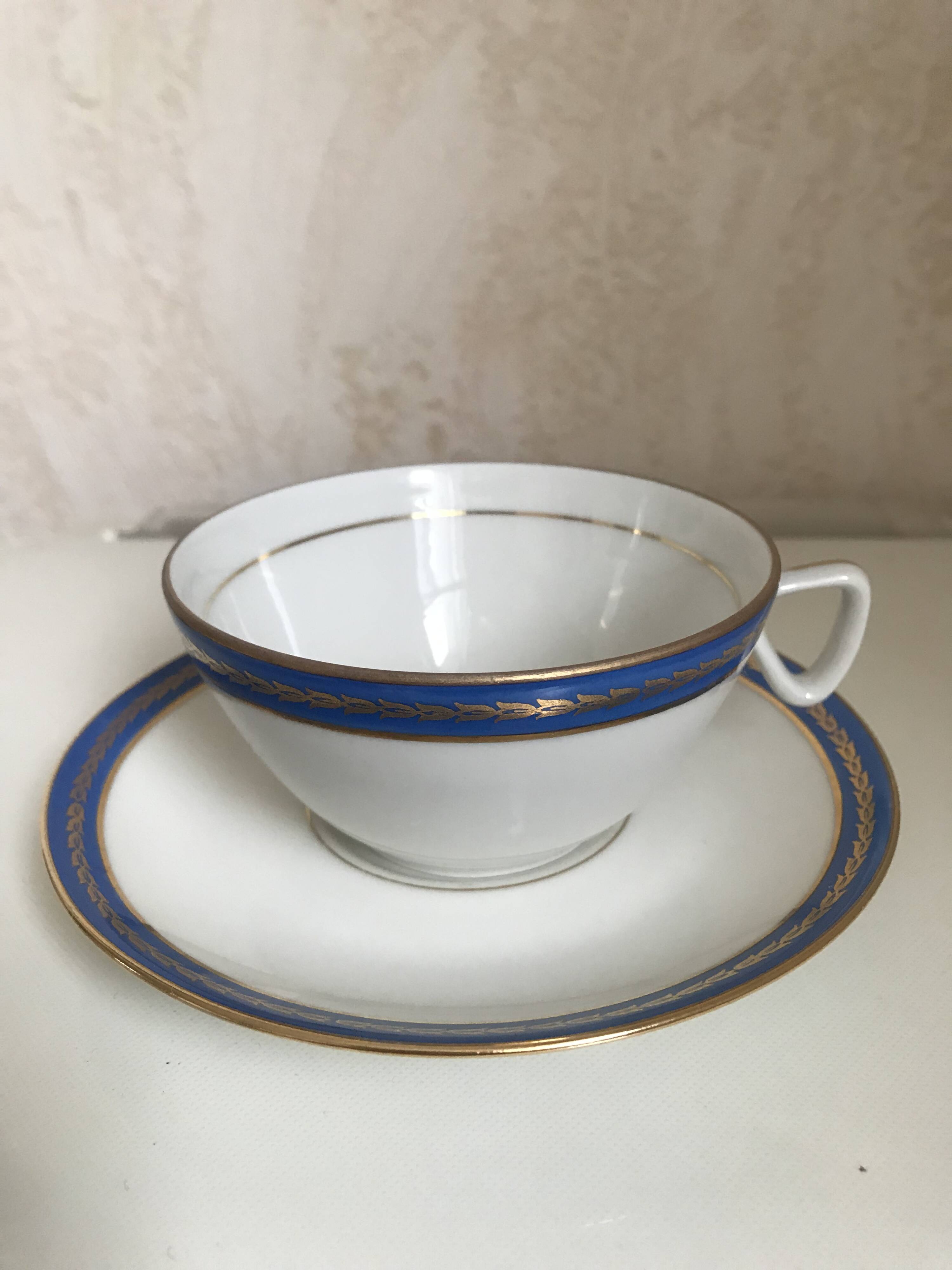 Porcelain cup