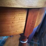 Kidney table