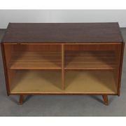 Bibliothèque en chêne foncé dessinée par Jiri Jiroutek, modèle U-452, 1960