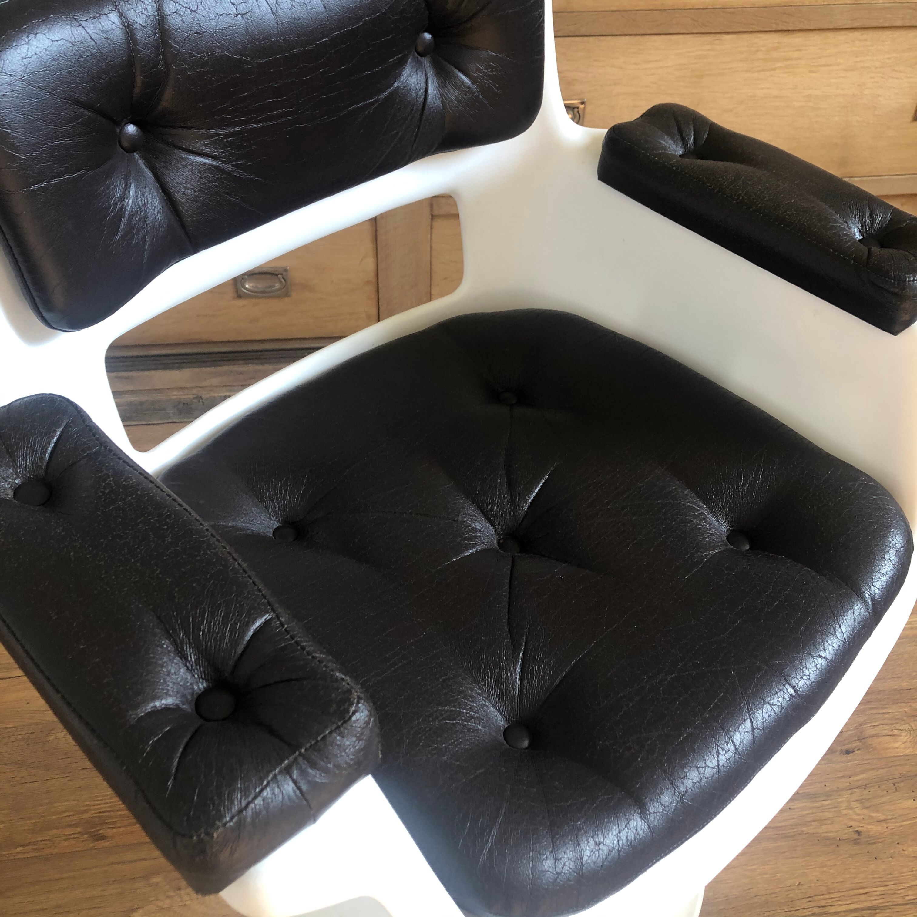 Tulip foot chair - Albert Jacob for Grofillex - 70s