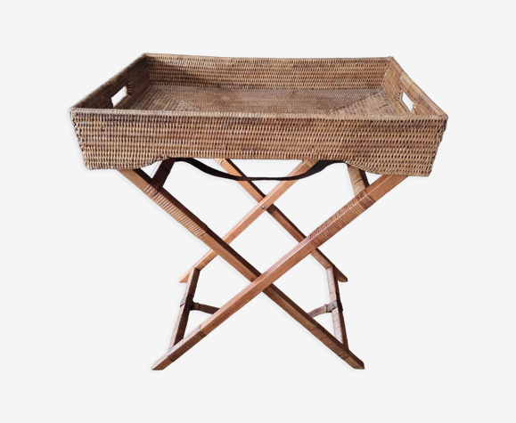 Table d'appoint ancienne avec plateau en rotin amovible et piètement en bois pliable