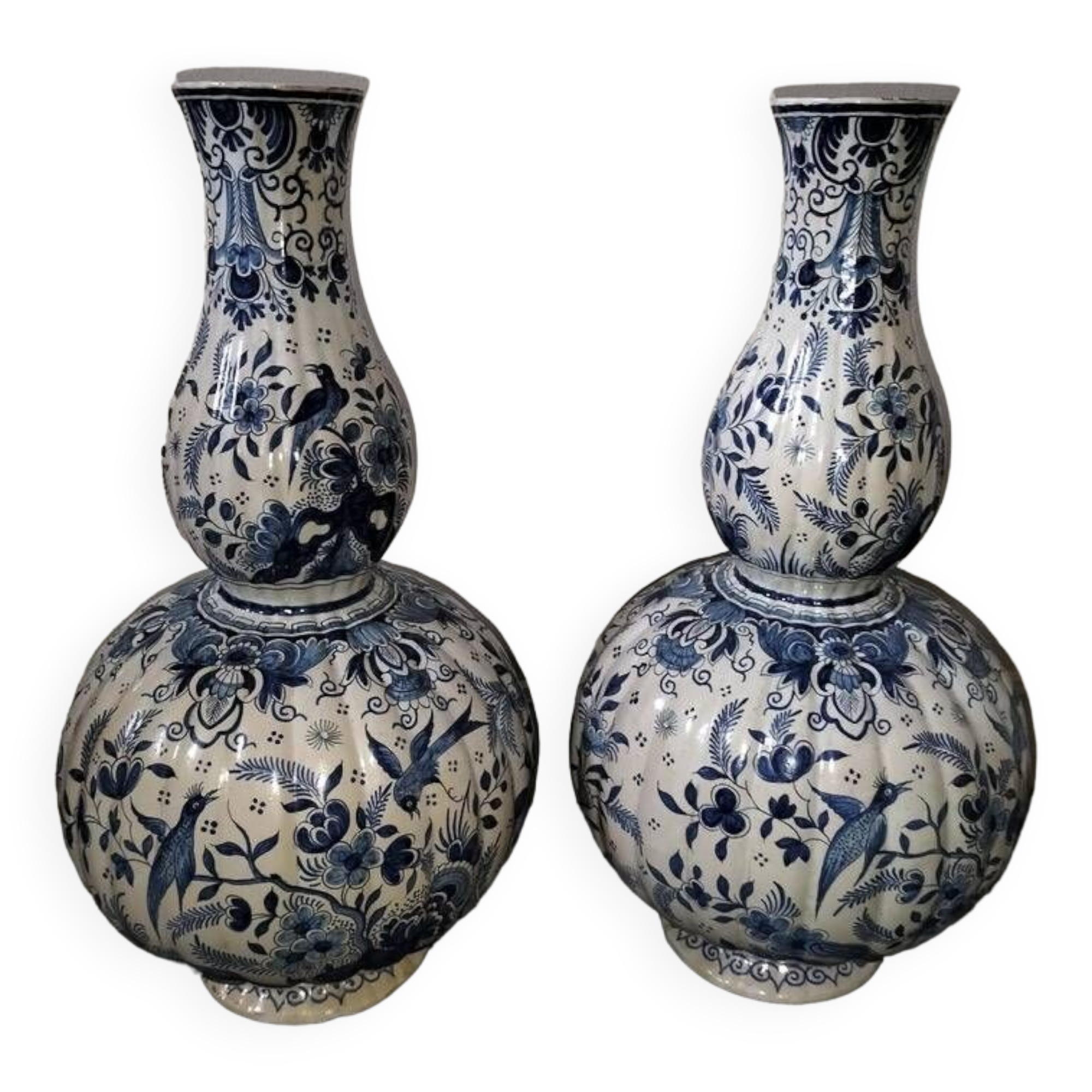 Paire de vases balustres en Delft