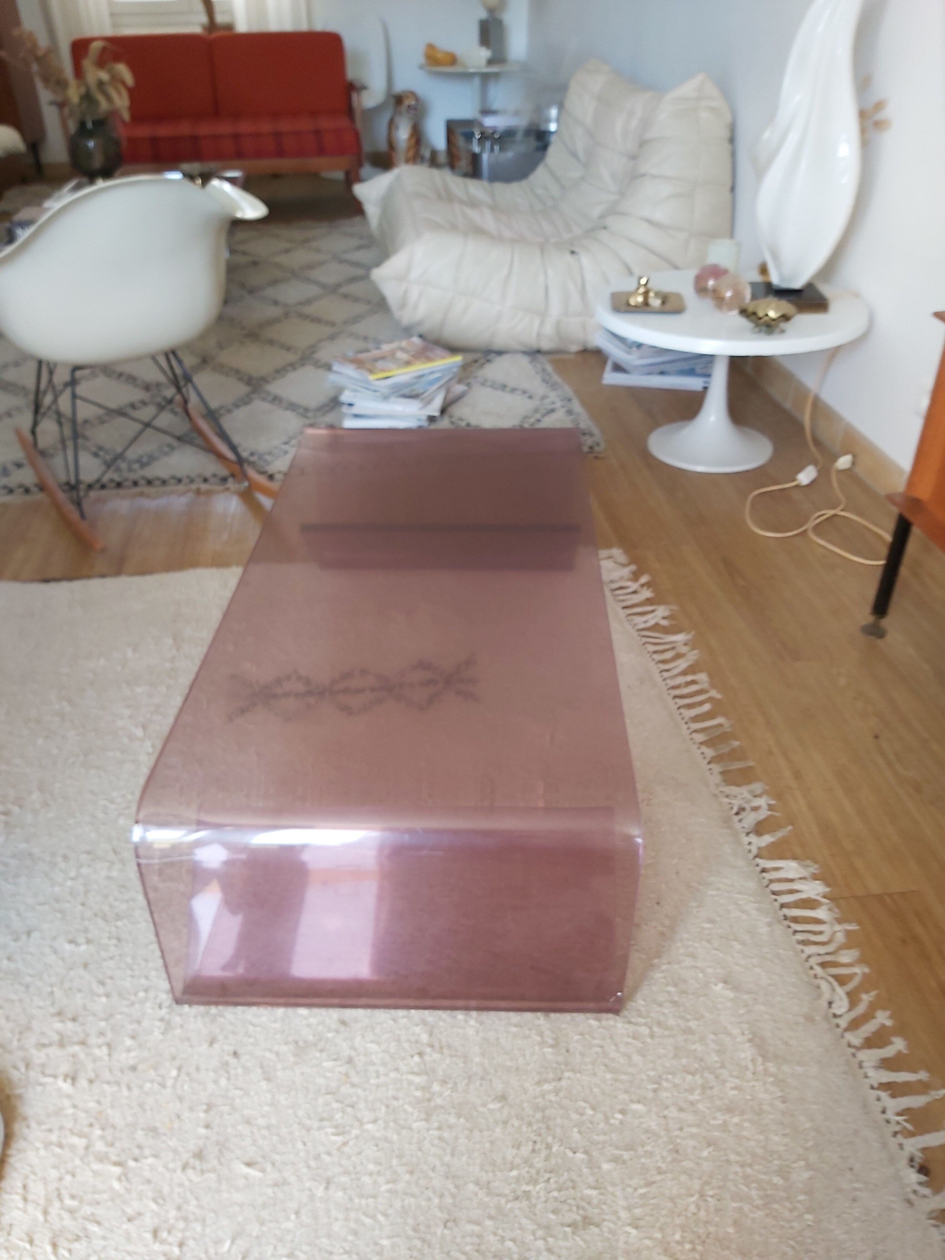 Plexiglas coffee table 70s