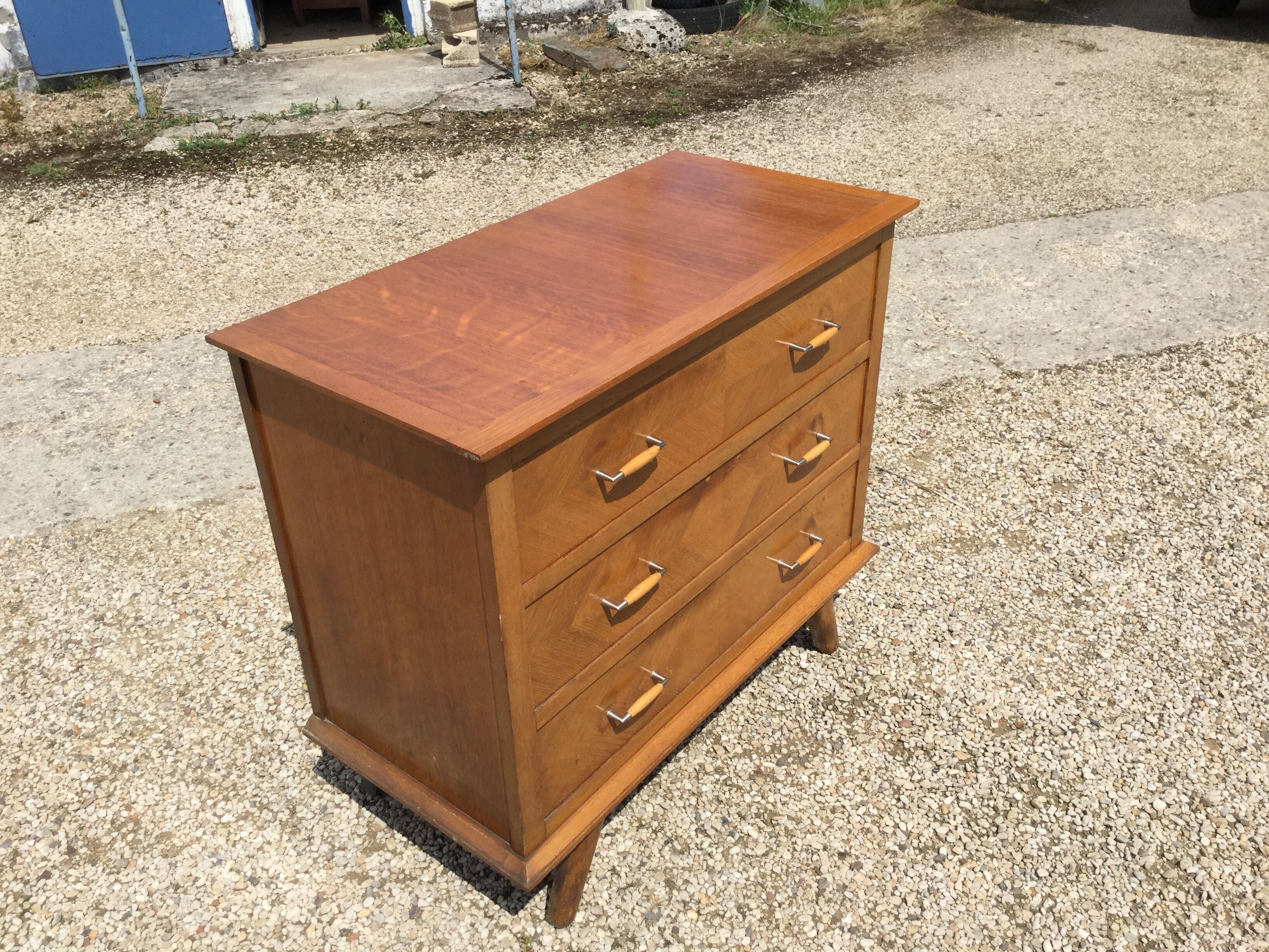 Vintage dresser