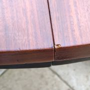 Vintage style BAUMANN table with Scandinavian central leg.
