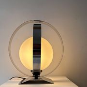 Lampe de table vintage, chrome et opaline, France 1970