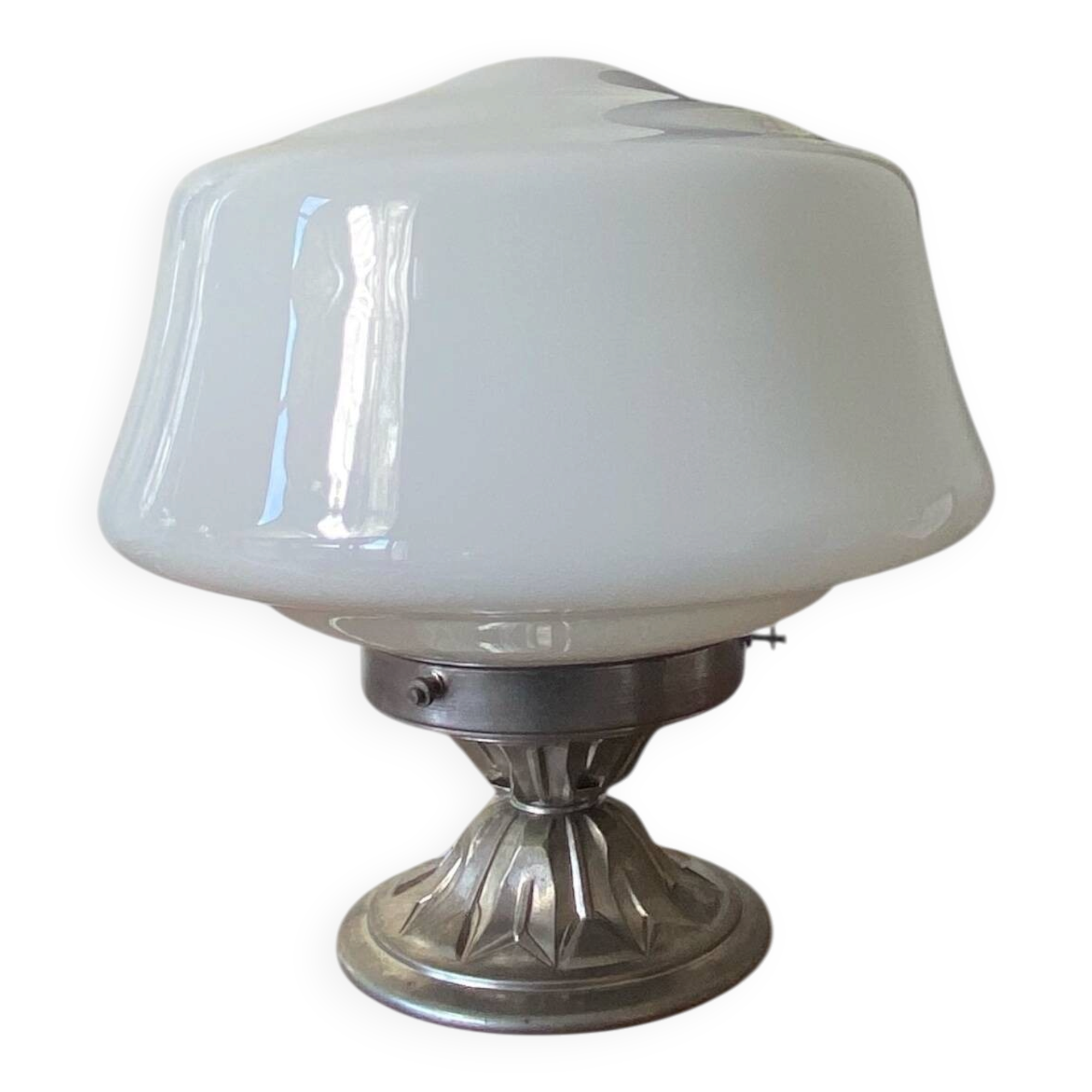Large vintage globe lamp in white opaline glass and chrome brass.