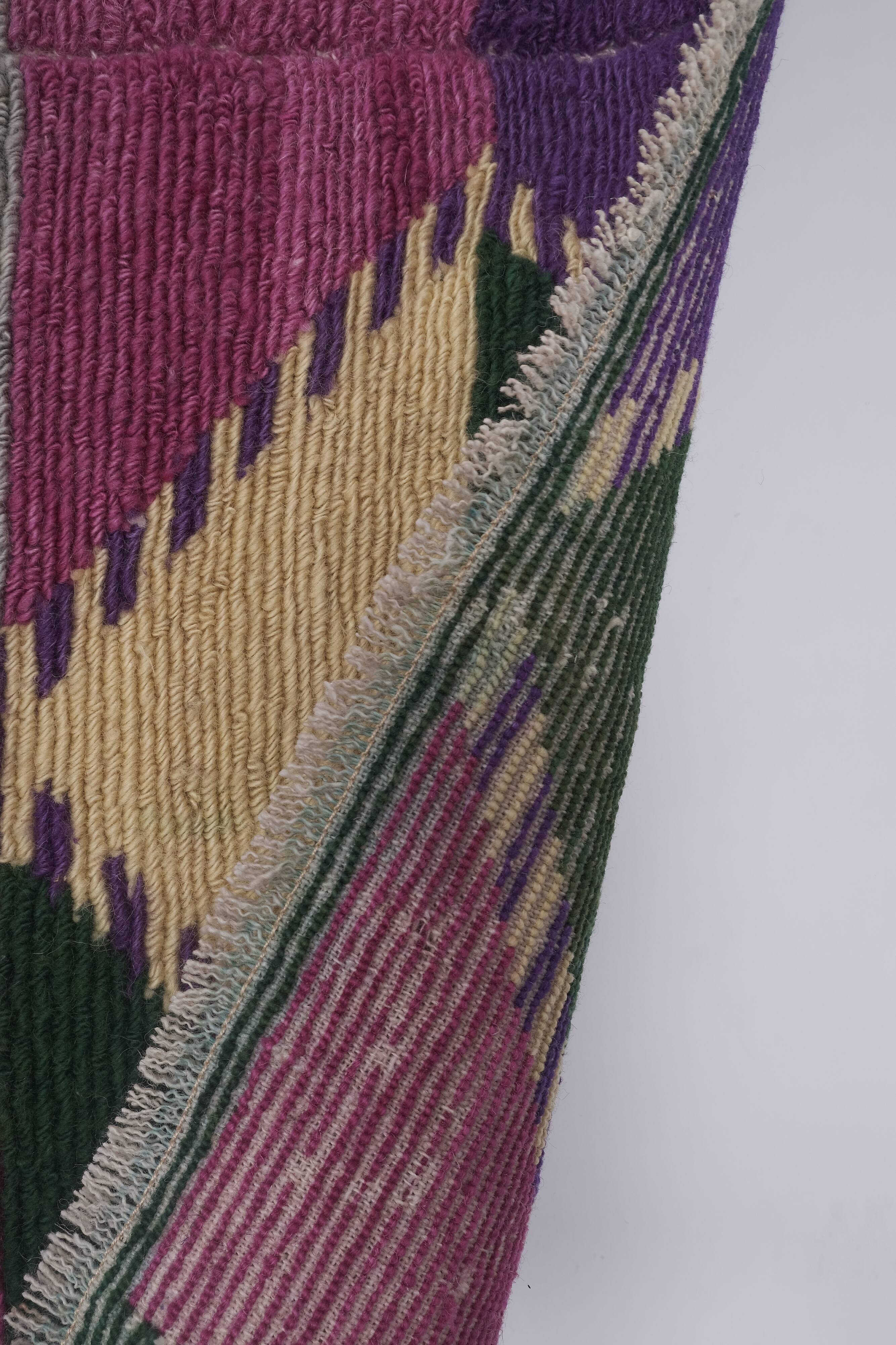 Vintage Turkish rug from Oushak, hand-woven 105x148 cm