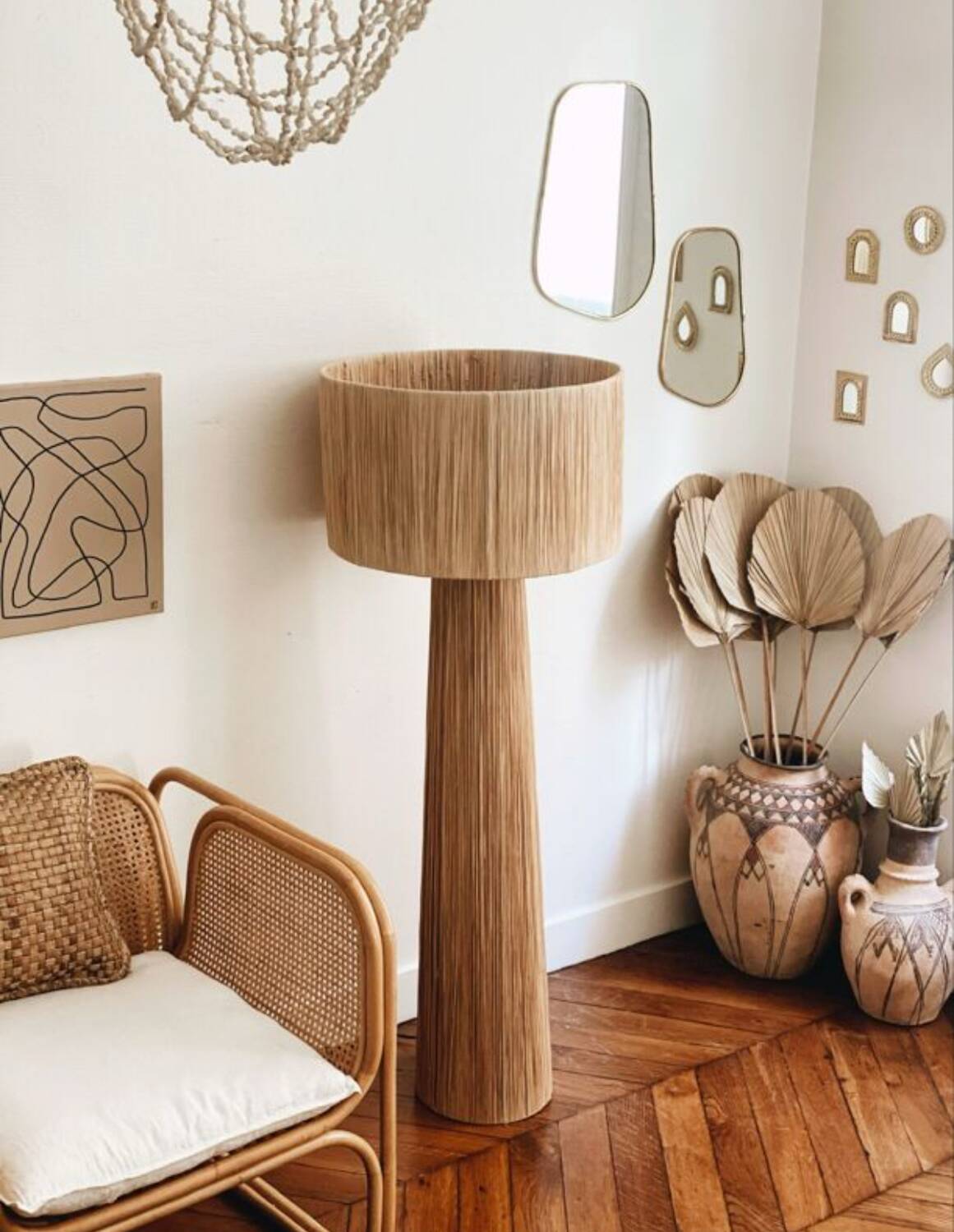 Lampadaire en raphia naturel