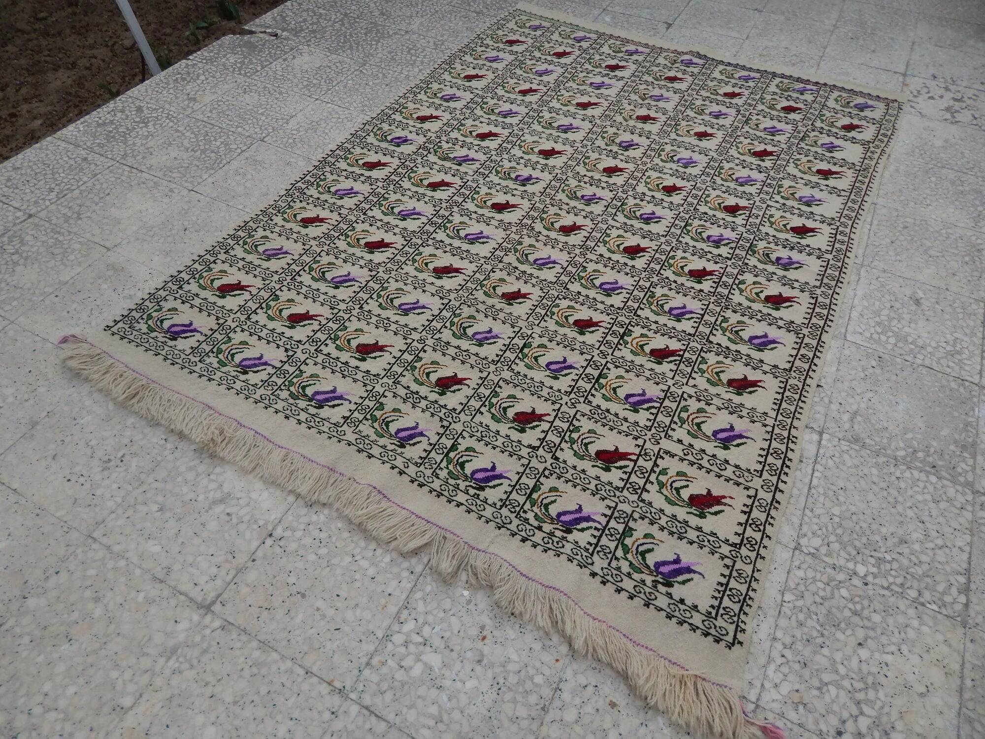 Vintage Turkish kilim, handwoven, 155x224 cm.
