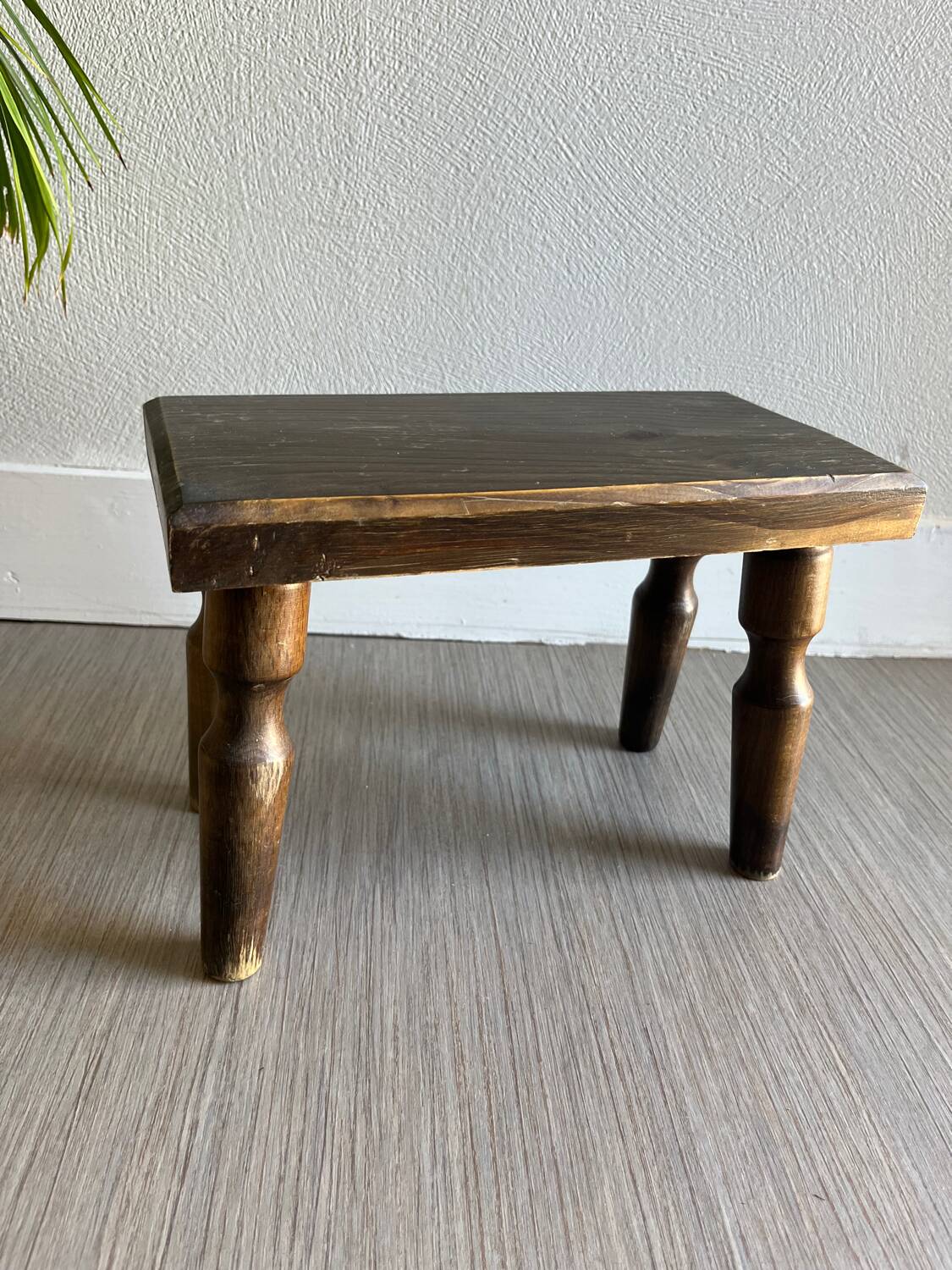 Wooden stool / bench / step stool