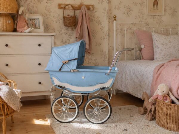 Landau vintage enfant bleu pastel – années 60