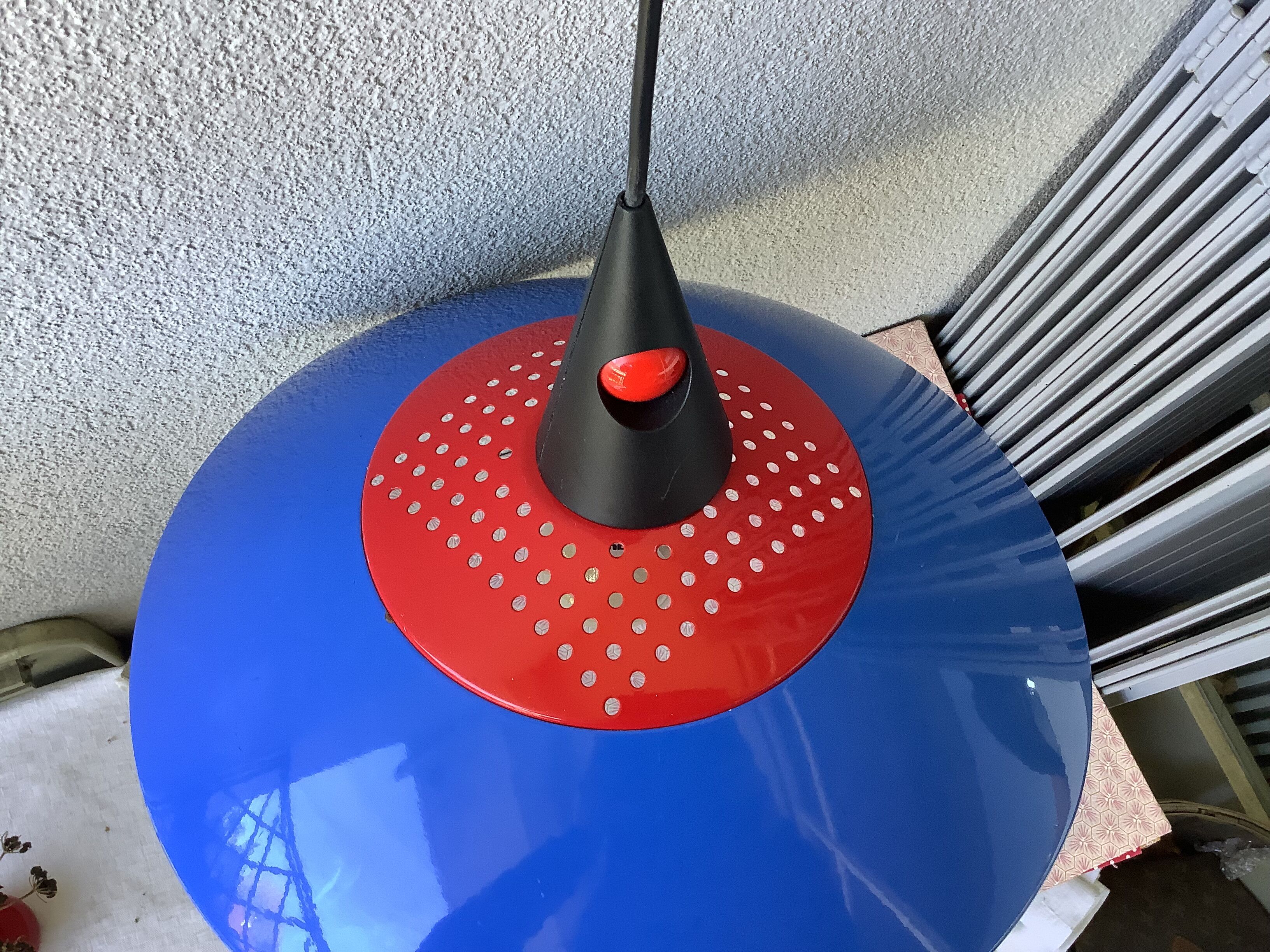 Memphis style pendant light Leuchten Germany